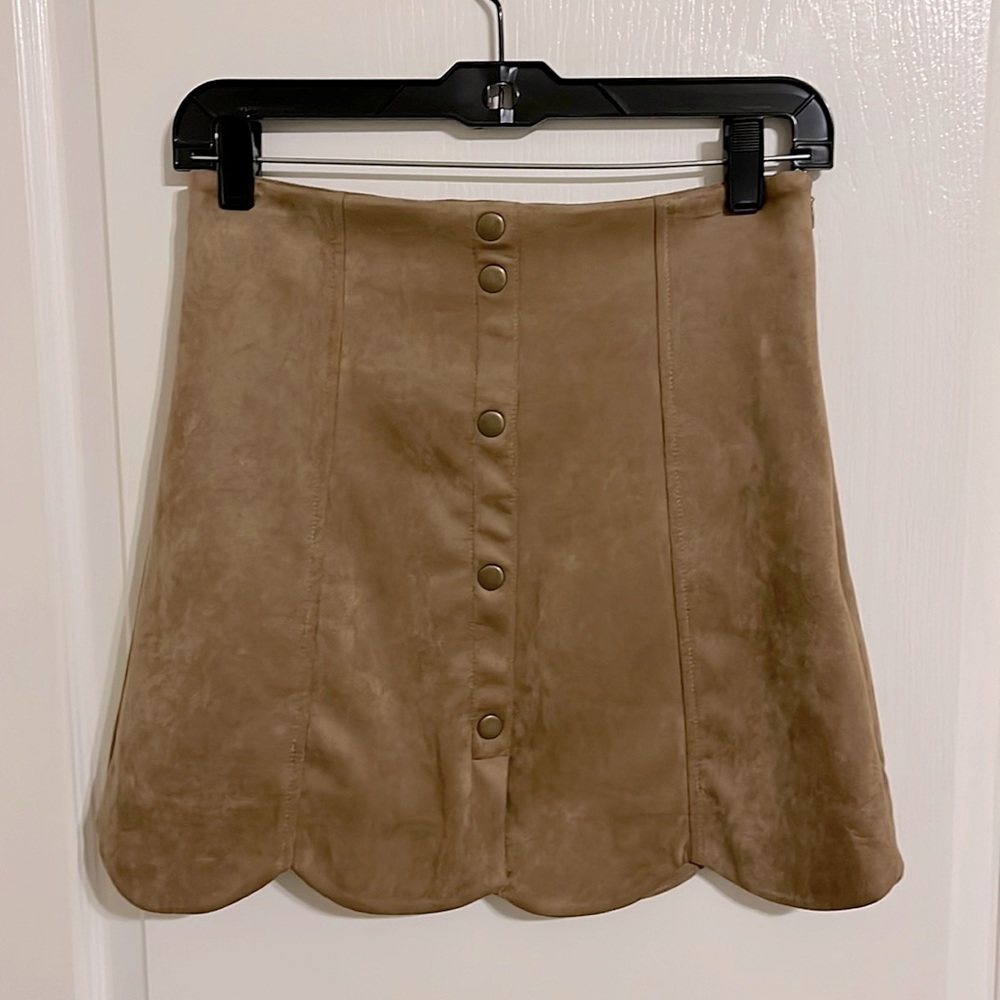 HyFve Faux-suede Skirt with Scalloped Bottom